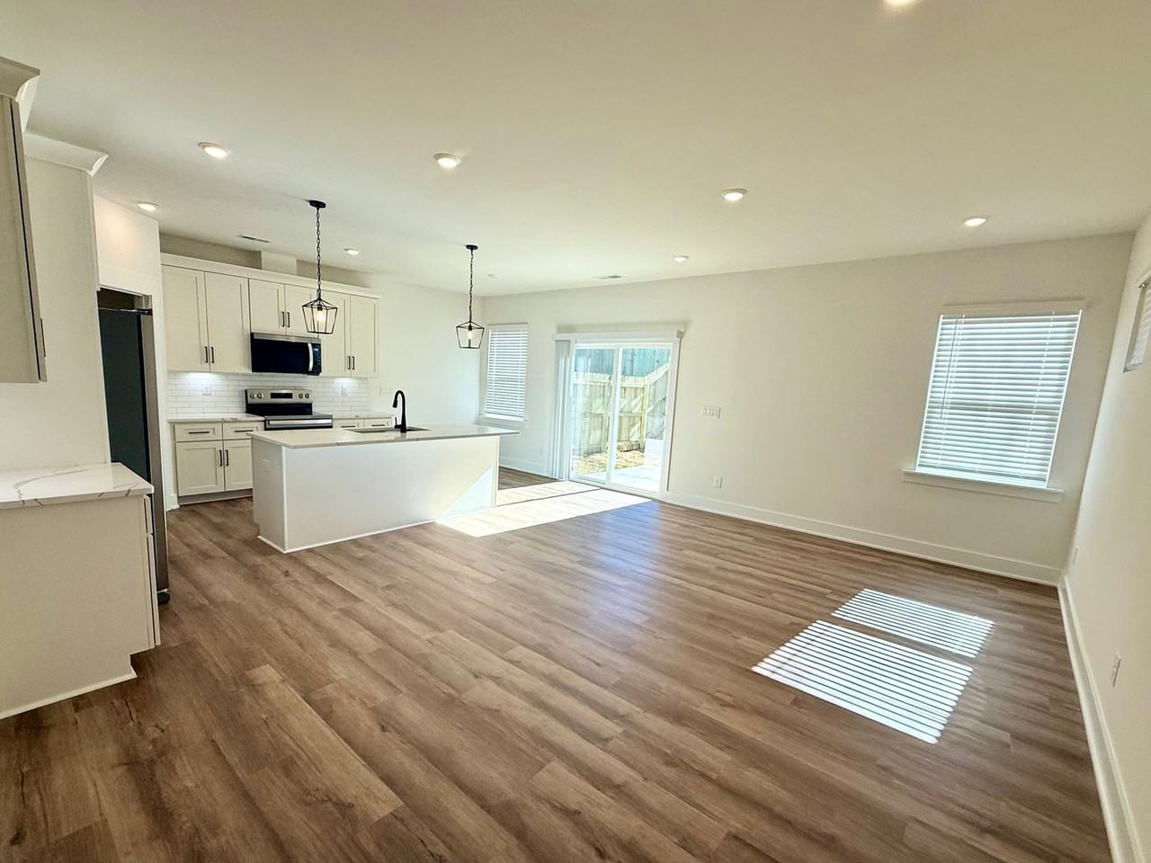 2805 Fordwood Dr - Photo 3 of 24