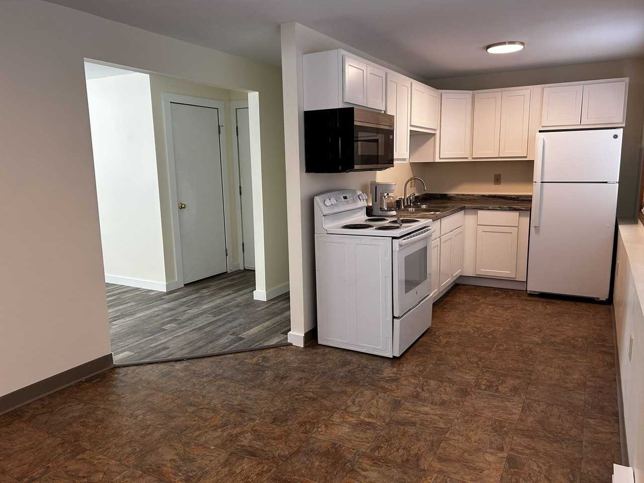 3735 - 3737 Allen - Photo 3 of 18