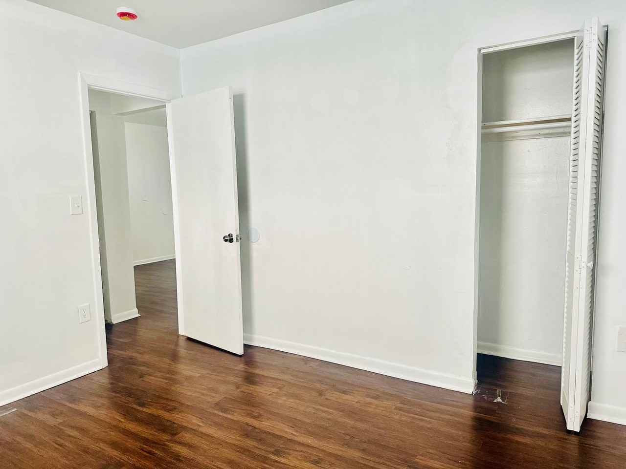 1801 Nw 2nd Ct - Photo 4 of 8