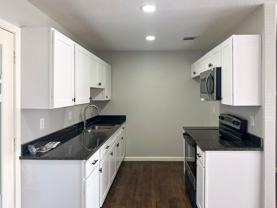 5711 W Shady Grove Rd - Photo 1 of 1