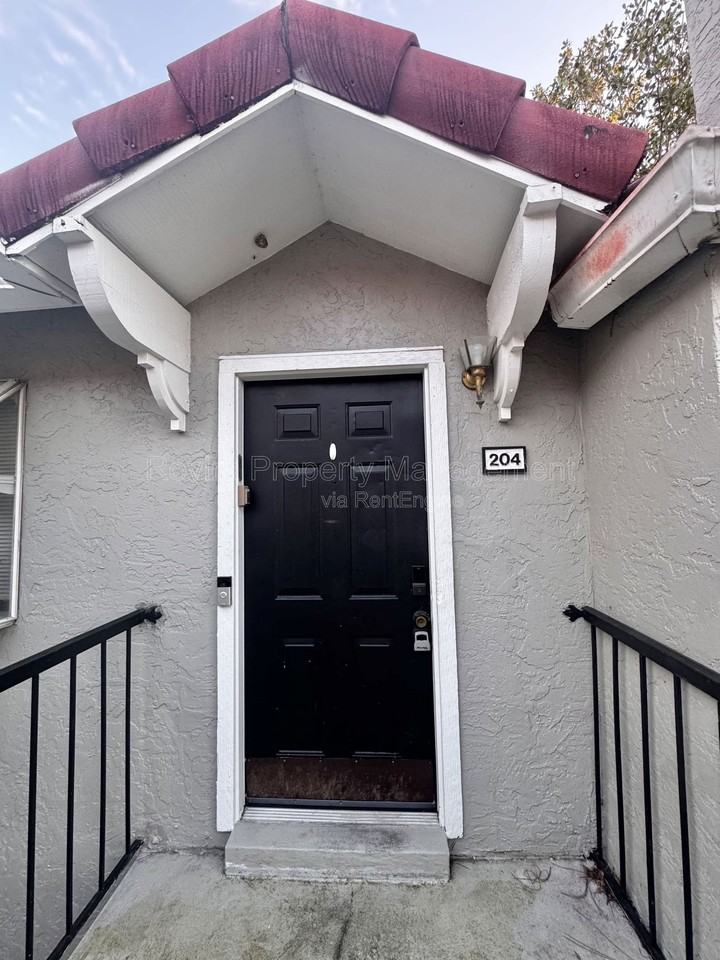 930 Northern Dancer Way #204 - Photo 2 of 9