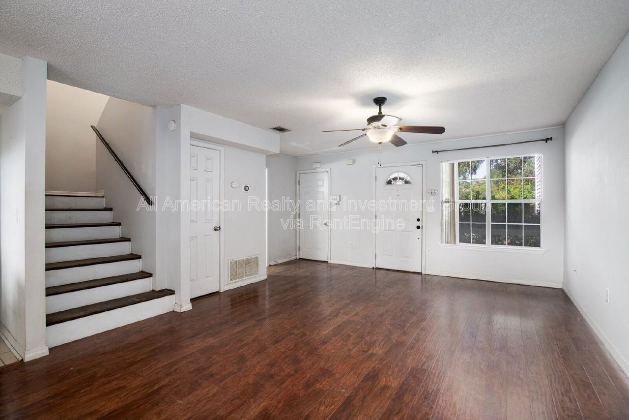 426 Corvet St #3 - Photo 5 of 17