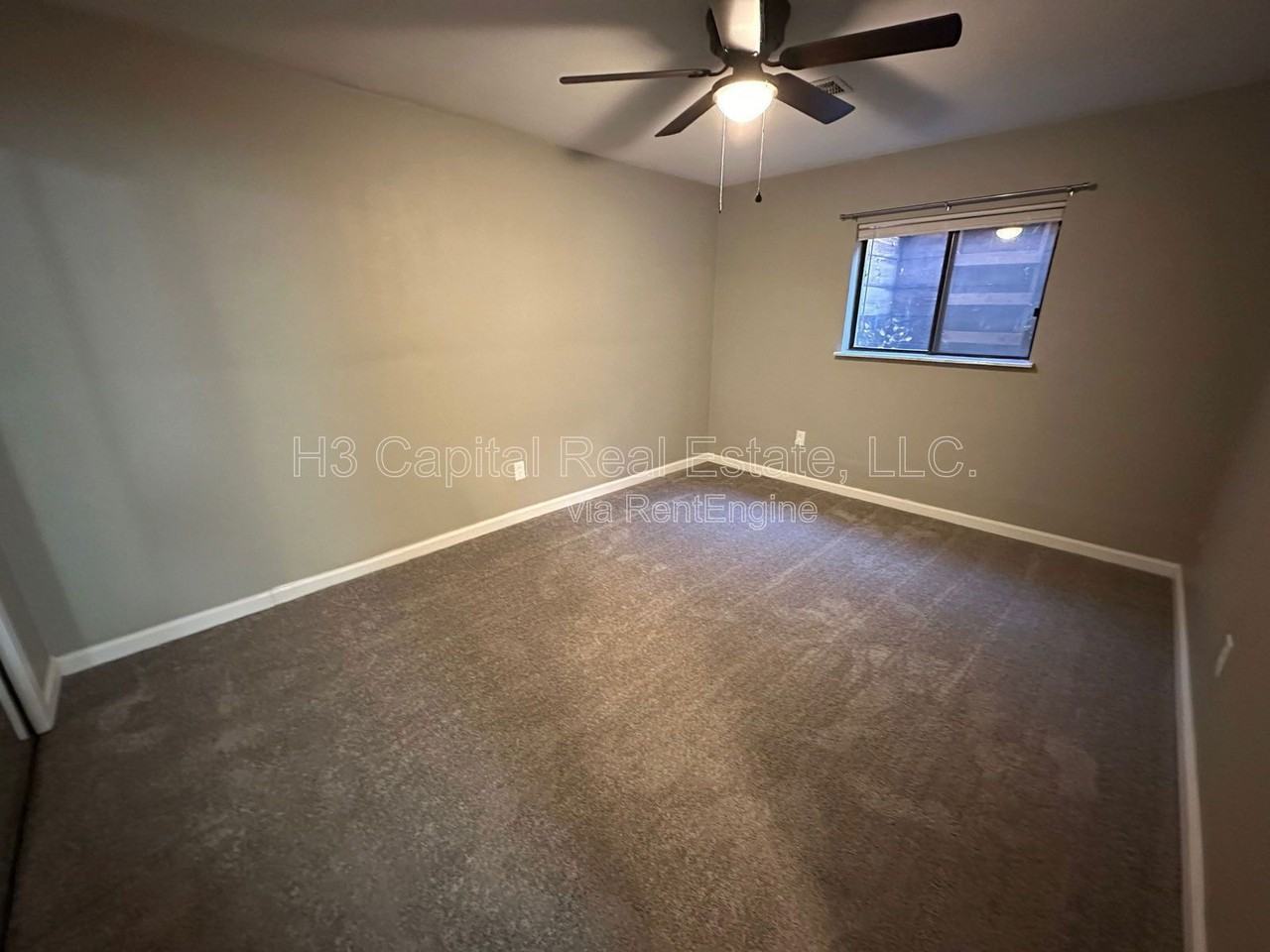 302 Woodhenge Dr #203A - Photo 6 of 11