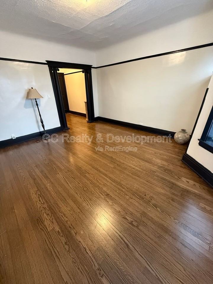 1450 E Marquette Rd #3 - Photo 3 of 12