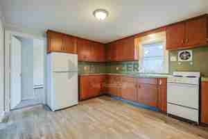 featured image of 560 W Main St