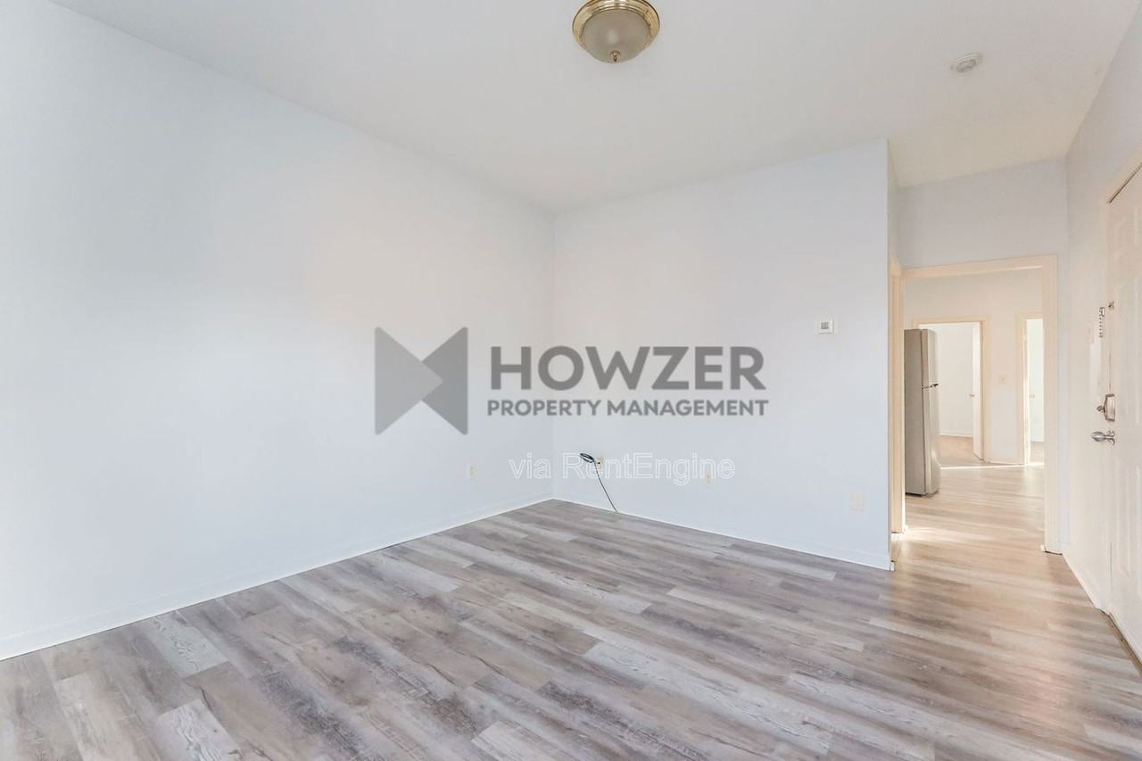 9 Union St #2R - Photo 7 of 17