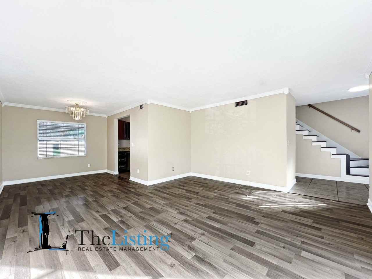 11007 Summer Dr - Photo 6 of 36