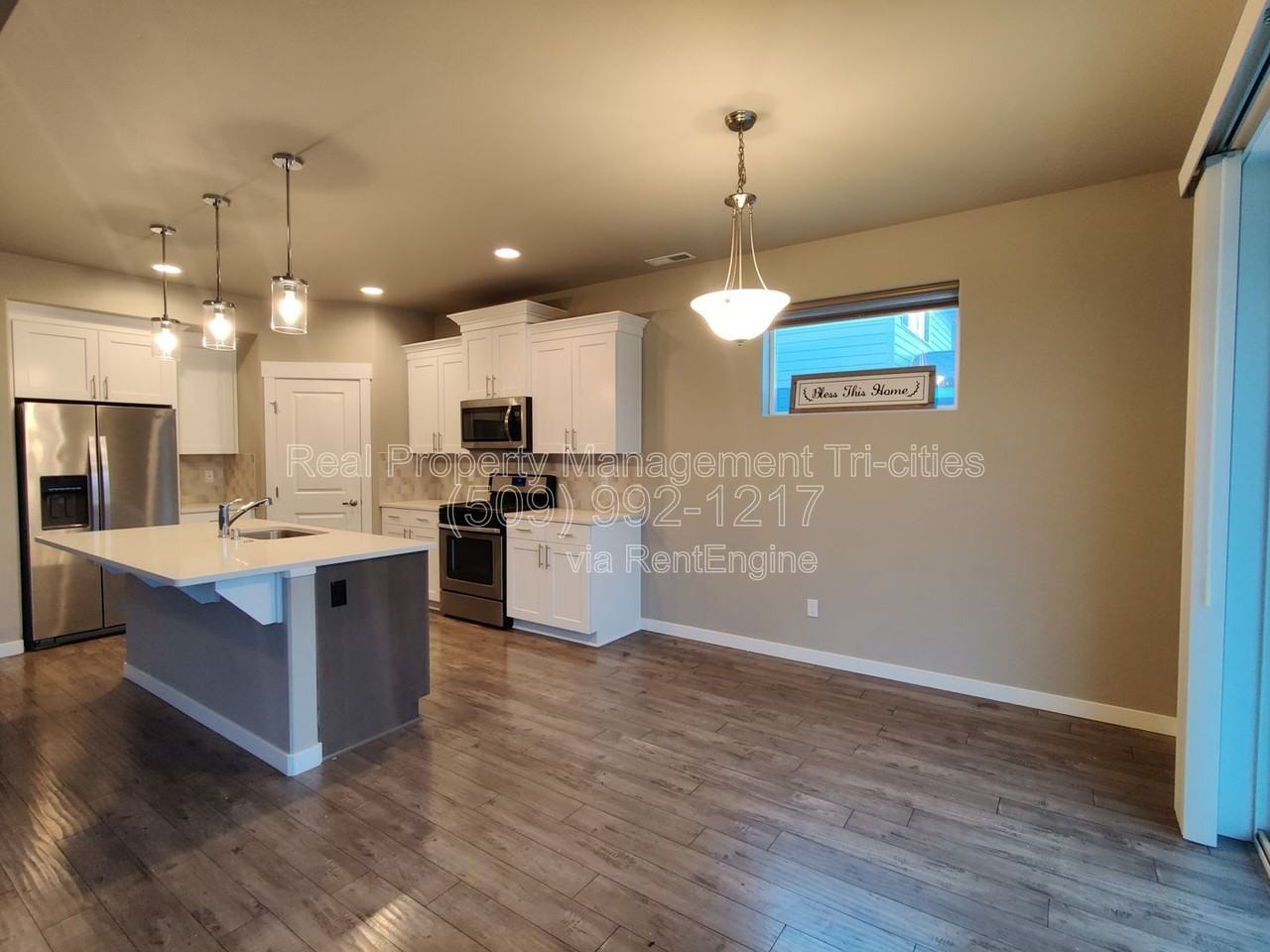 8817 Grandview Dr - Photo 5 of 21