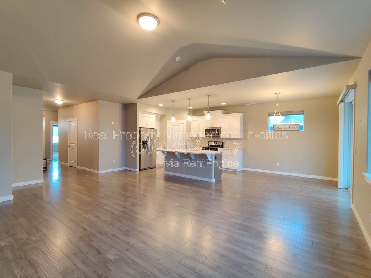 8817 Grandview Dr - Photo 7 of 21