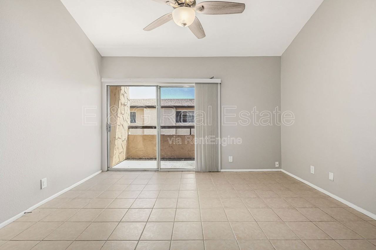 8055 E Thomas Rd #F202 - Photo 5 of 25