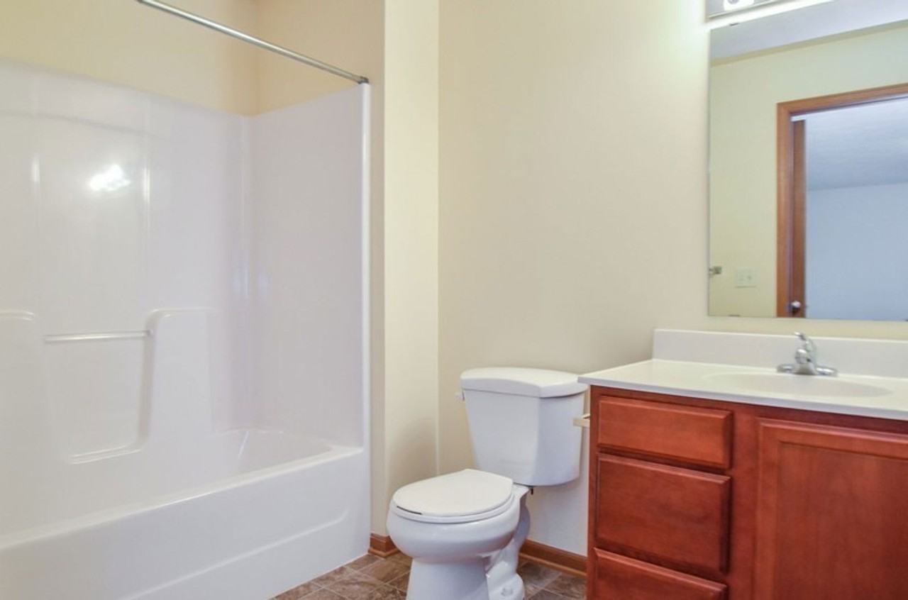 11088 52nd Ave #13 - Photo 4 of 17