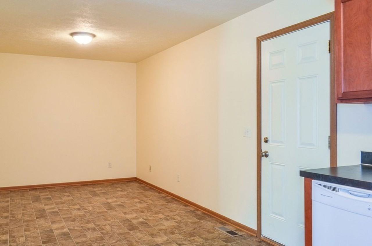 11088 52nd Ave #13 - Photo 5 of 17