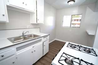 Dudley Manor - Photo 1 of 1