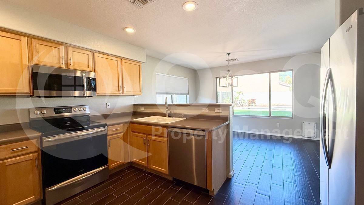 14700 W Carlin Dr - Photo 4 of 21