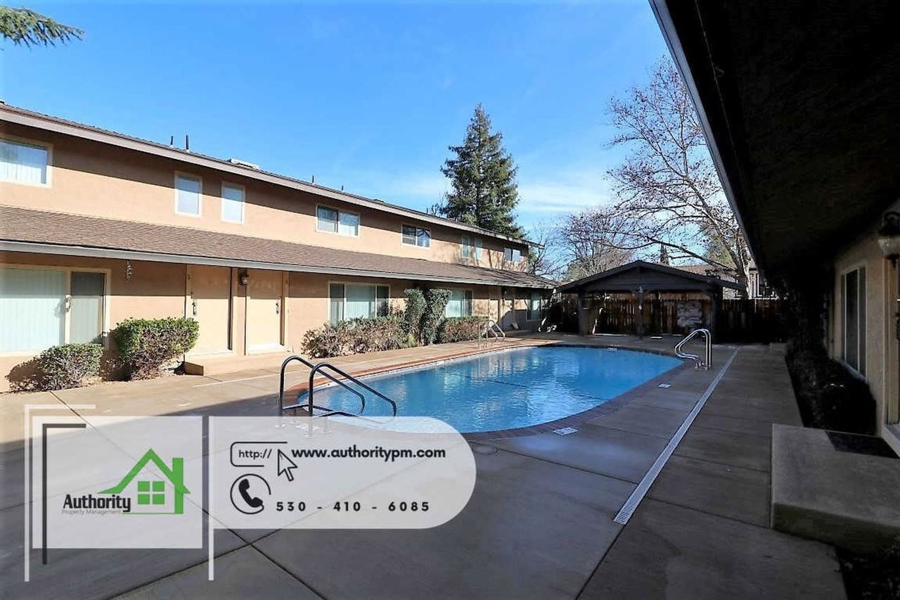 915 West St #8 - Photo 7 of 23