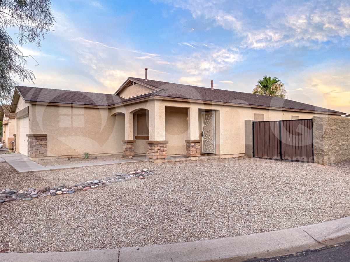 1627 E Desert Rose Trl - Photo 3 of 39