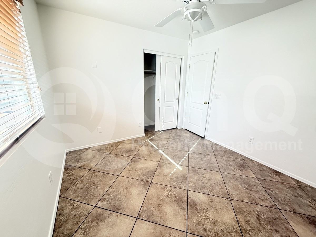 6921 S 50th Gln - Photo 6 of 22