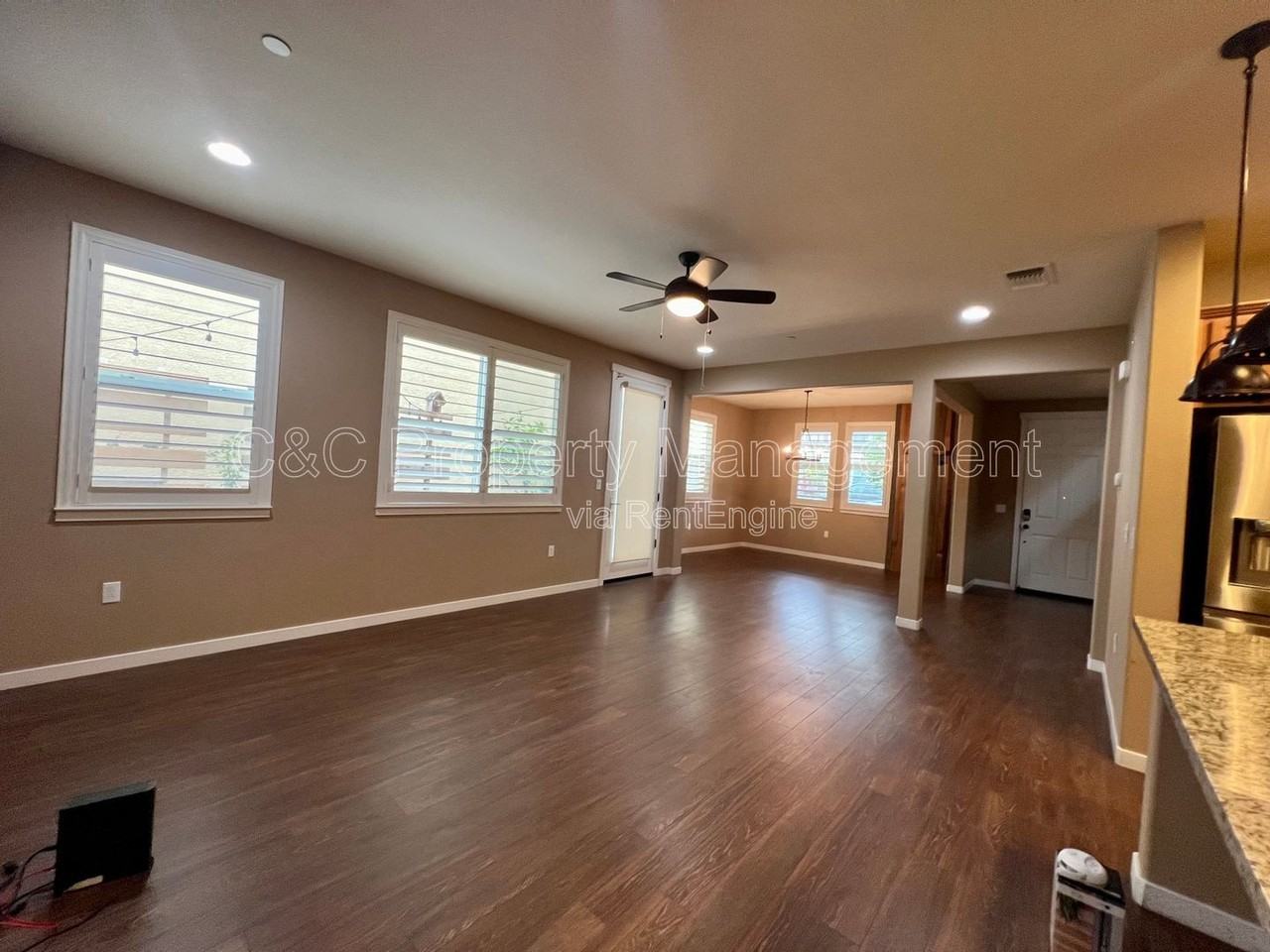 17031 Morgan St - Photo 5 of 15