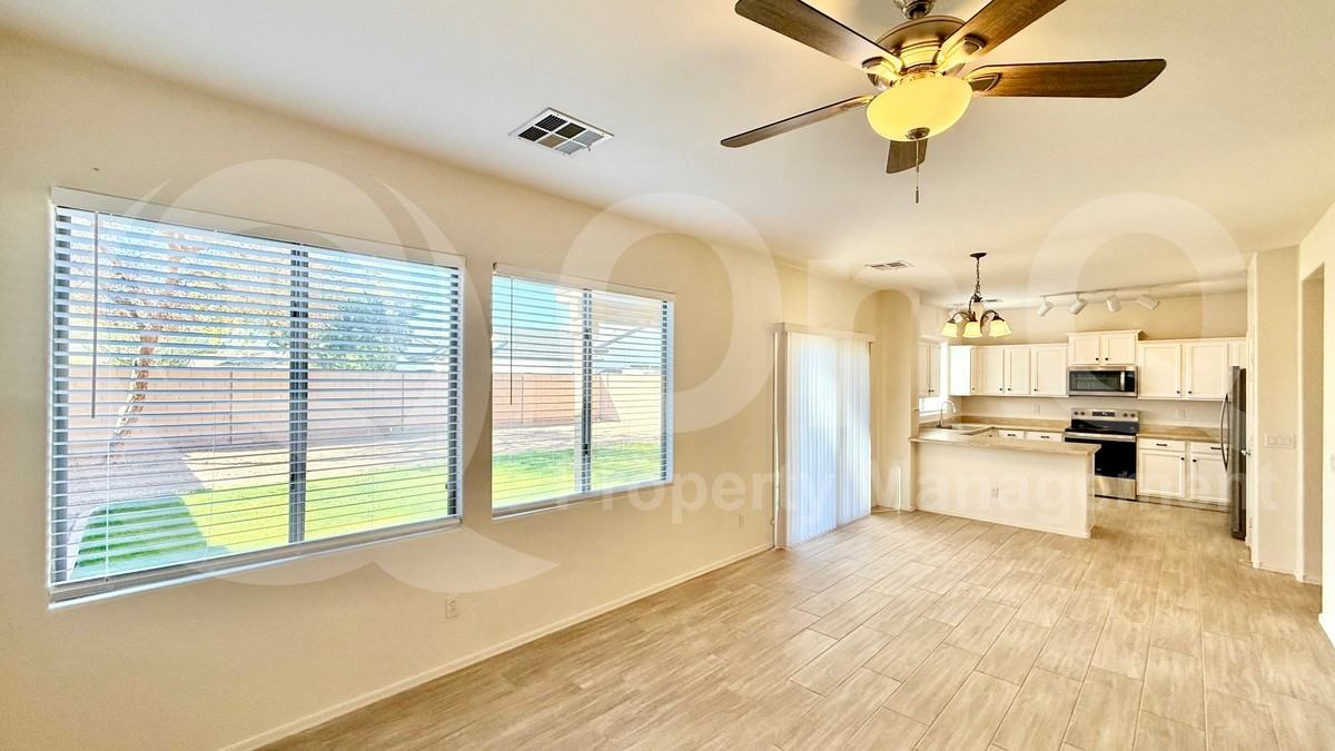 1840 S Falcon Dr - Photo 6 of 32