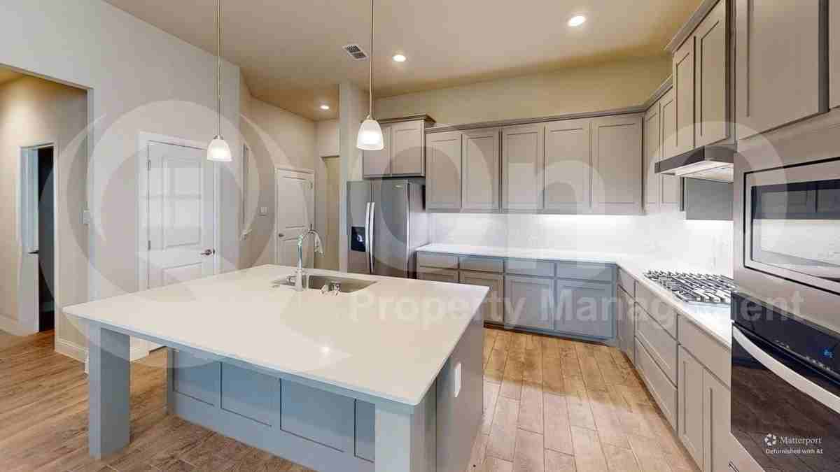 4728 Dewy Rose Ln - Photo 4 of 26