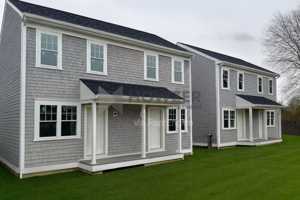 featured image of 24 Crocker Dr #F2