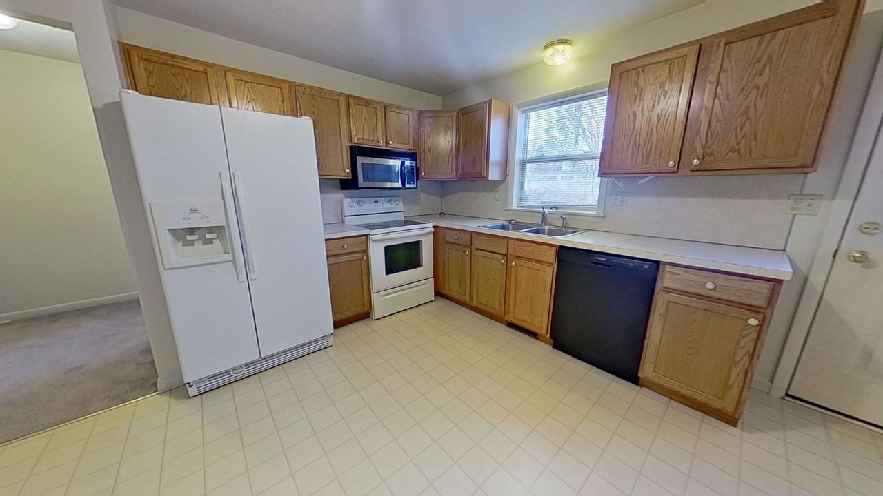 231 Craigdan Dr - Photo 2 of 10