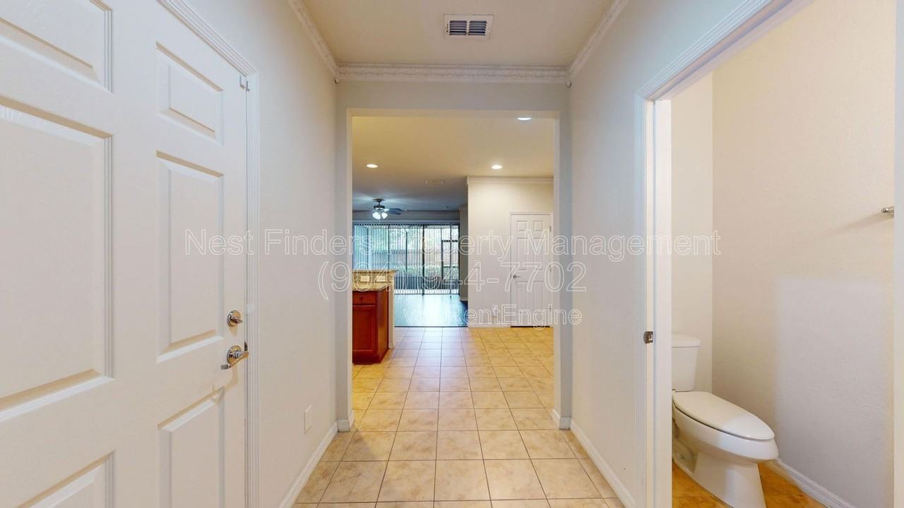 14324 Dovewind Ct - Photo 2 of 26