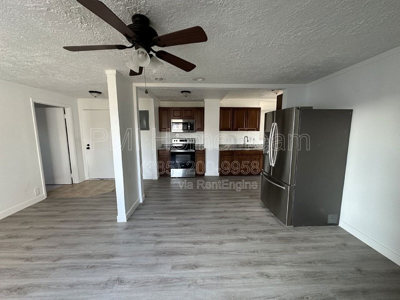 1122 N 1500 W - Photo 5 of 18