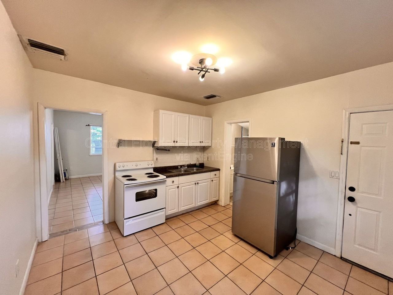 108 E Winter Park St - Photo 2 of 11