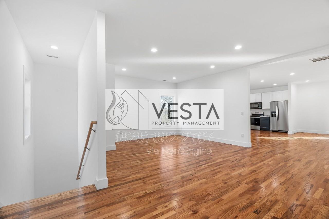 510 Deaverview Rd - Photo 6 of 30