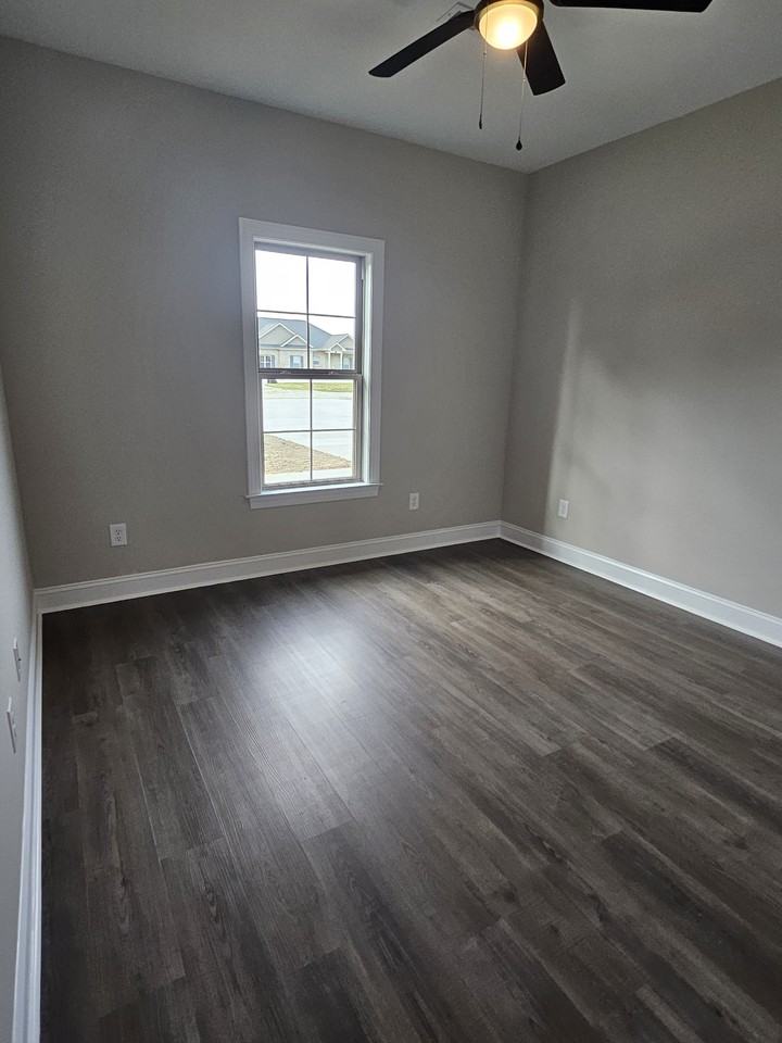 892 Forehand Rd Ne #892B - Photo 7 of 12