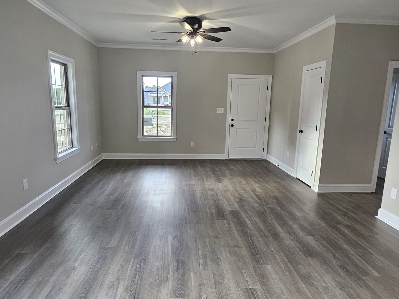 892 Forehand Rd Ne #892B - Photo 6 of 12