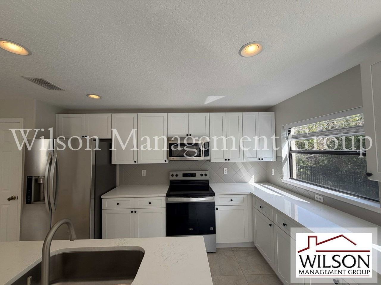 5210 Windsor Lake Cir - Photo 7 of 24