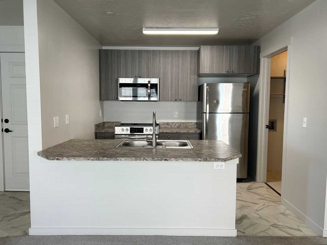 4815 Continental Ln - Photo 5 of 19