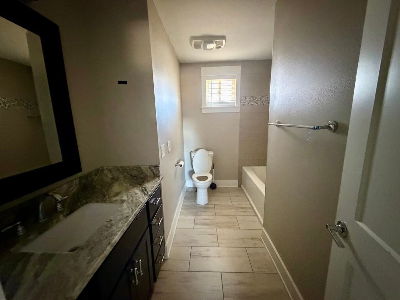 215 Carolina Ave - Photo 7 of 11