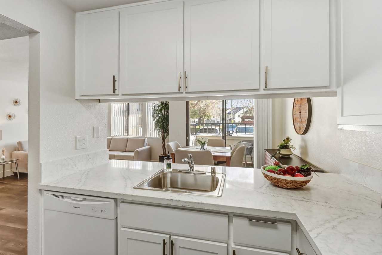 Aspen Village Apartments - Photo 6 of 21