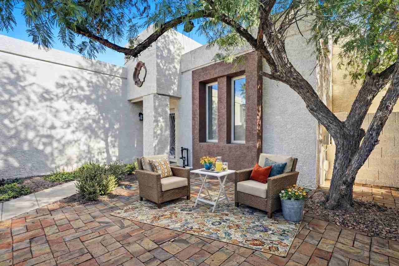 6615 E Phelps Rd - Photo 3 of 50