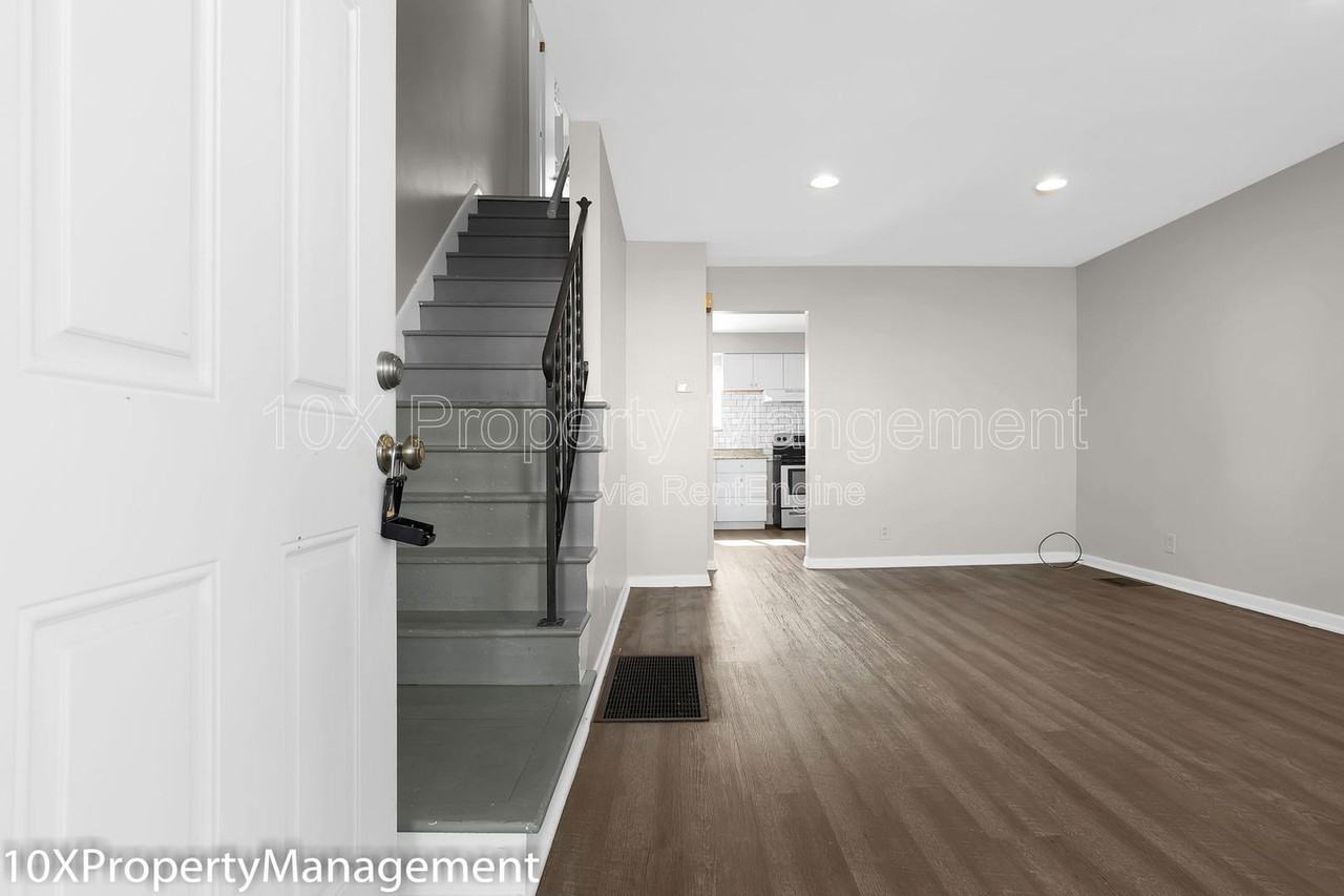 3257 Cleveland Ave #D - Photo 7 of 31