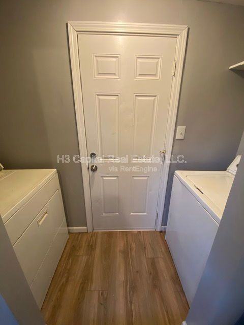 4069 Bruene Ave - Photo 5 of 9