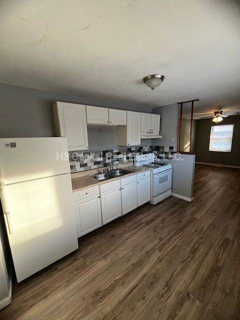 4069 Bruene Ave - Photo 7 of 9