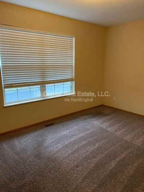 536 N Monroe St #2 - Photo 5 of 9