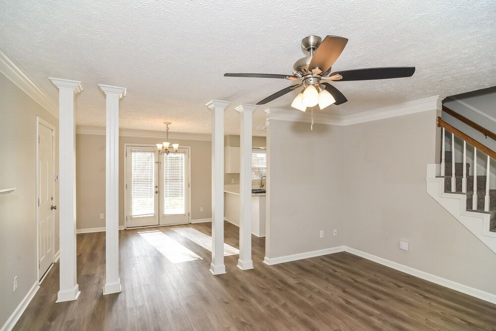 1423 Marymont Dr - Photo 5 of 17