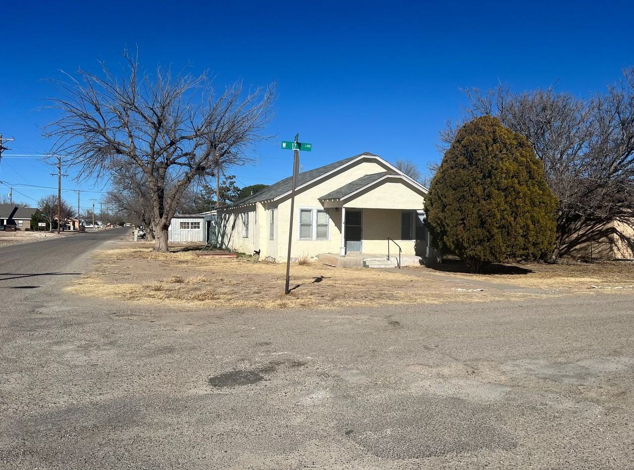 730 W 17th Ln - Photo 3 of 21