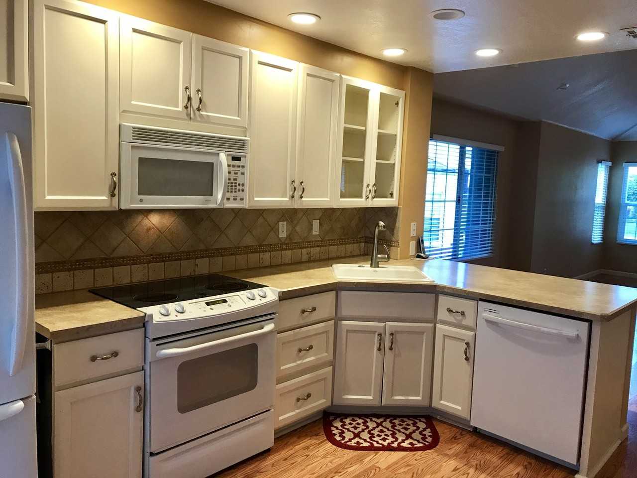 3750 Greggory Way #7 - Photo 4 of 37