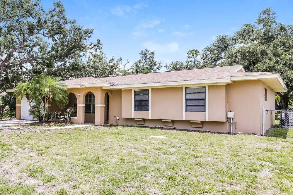 20094 Lorenzo Ave - Photo 3 of 16