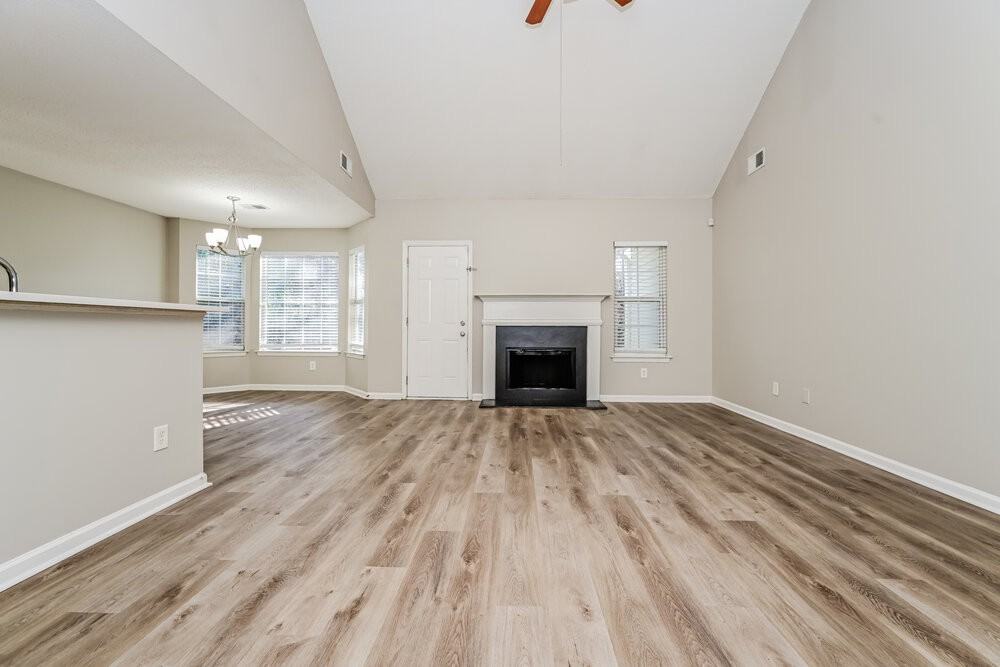 1567 Isleworth Cir - Photo 3 of 16