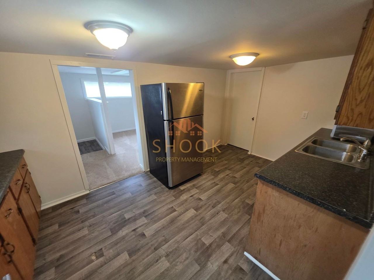 2203 Albany St - Photo 5 of 13