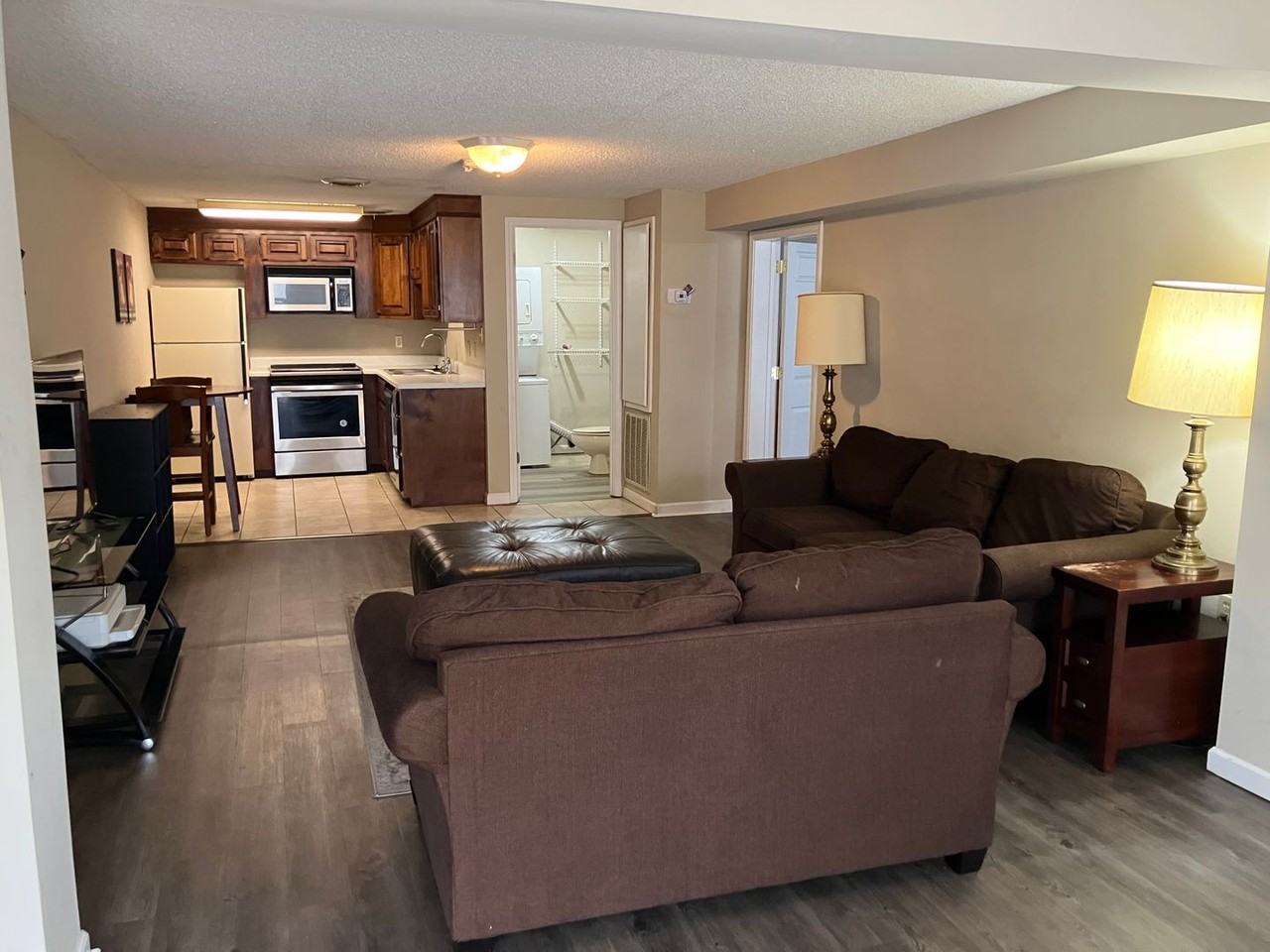 623 N Gloster St #314 - Photo 3 of 10