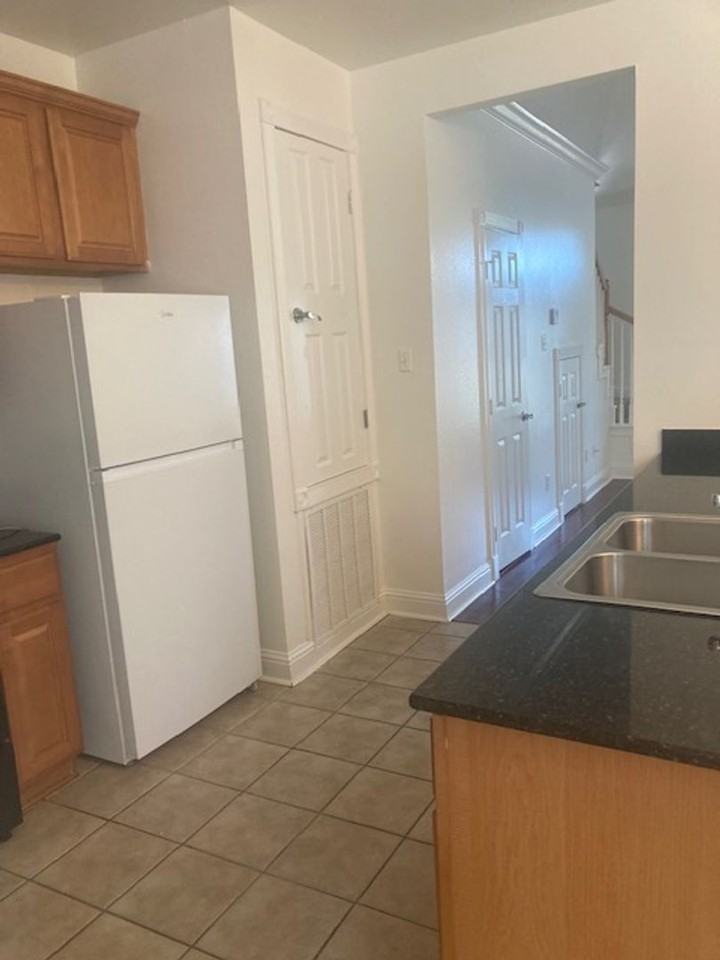 1304 Tropical Cv - Photo 6 of 13