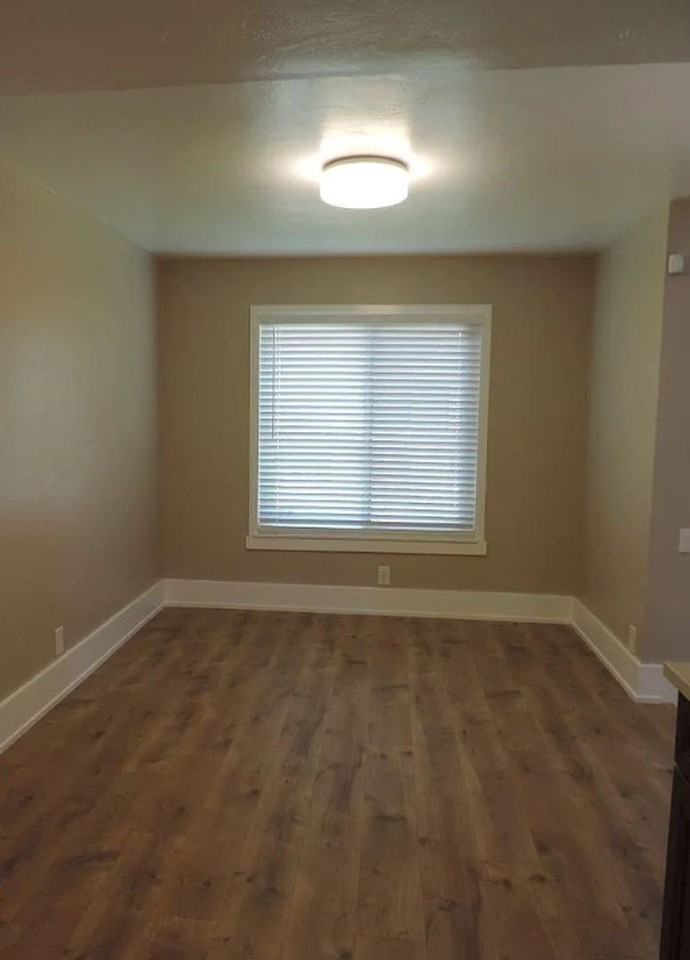 424 Tepatitlan Ct - Photo 7 of 18